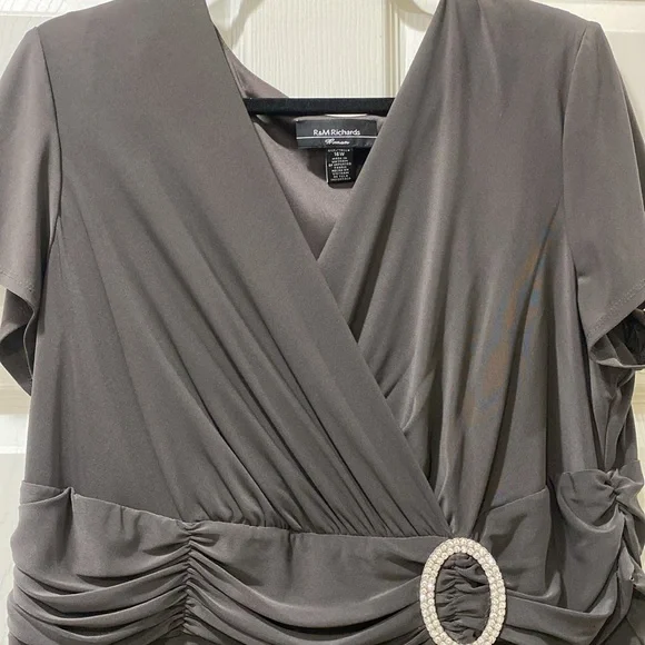 Classy Dress - Picture 3 of 5